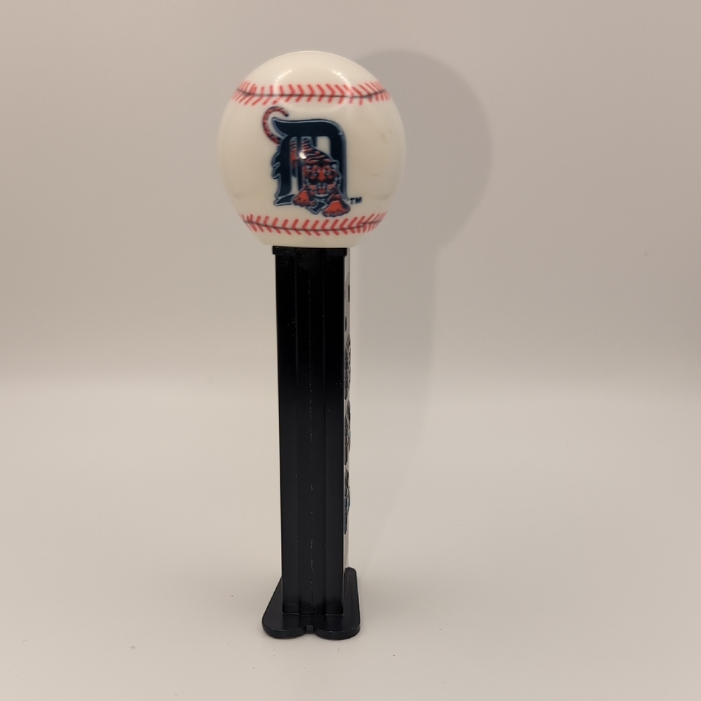 MLB Detroit Tigers Baseball Pez Candy Dispenser
